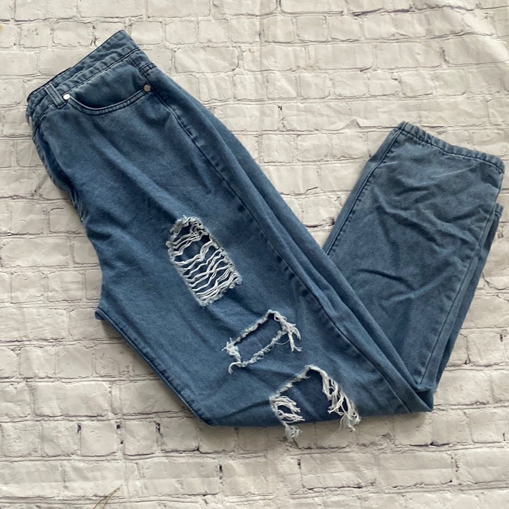 Shein Straight Wide Legged Jeans